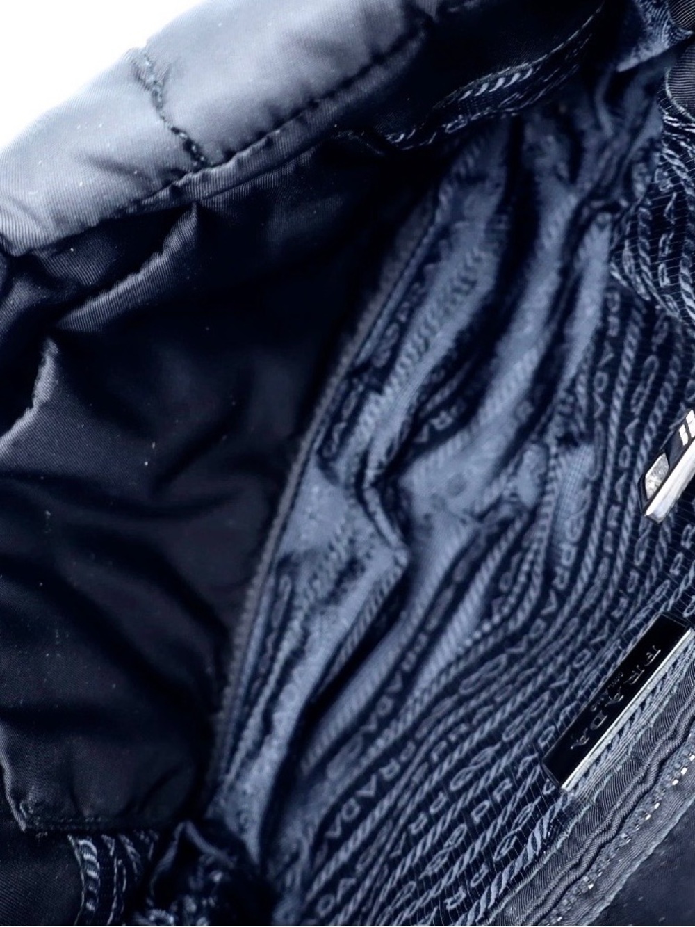 PRADA!⭐️Black Quilted Tessuto/leather Bomber Bag! Crossbody Bag with Silver! - Picture 16 of 16